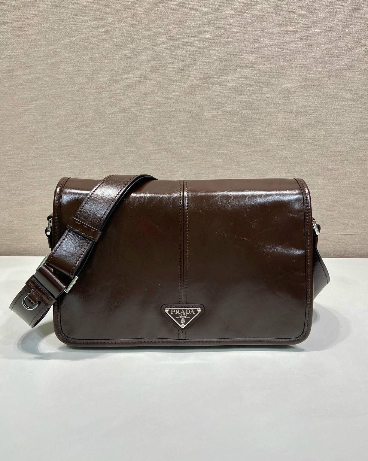 028Series-Messenger Bag